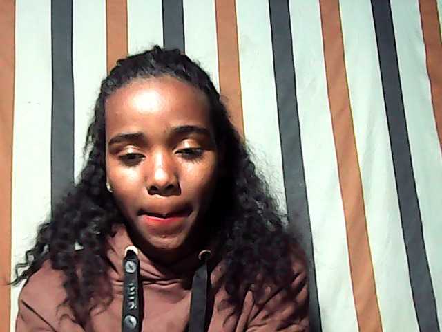 LandiQueen12