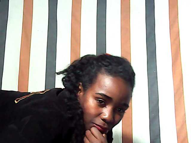 LandiQueen12