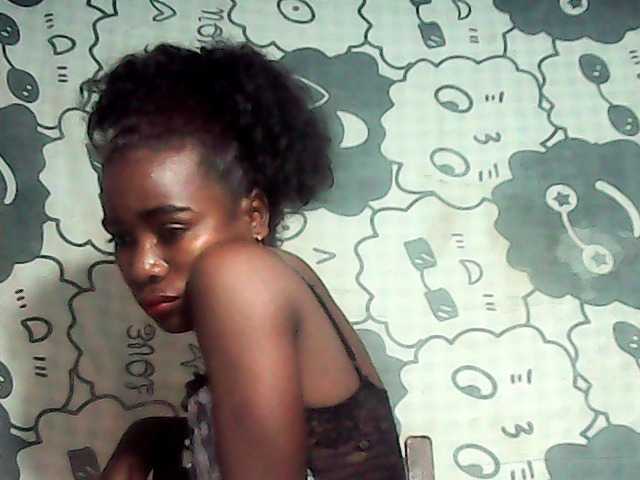 LandiQueen12