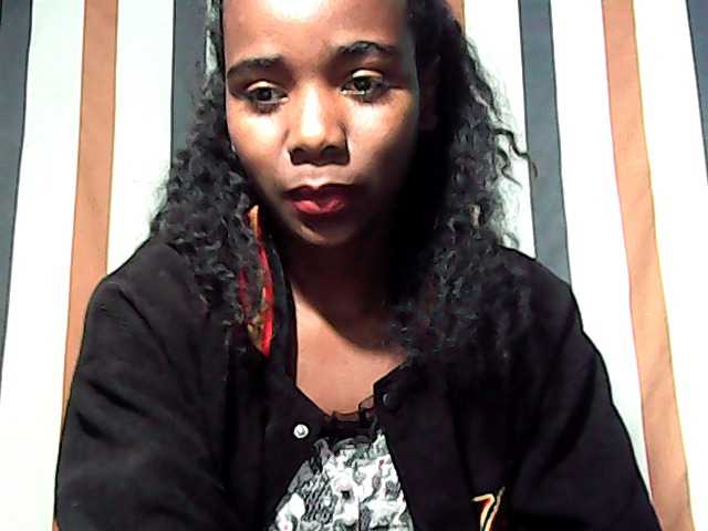 LandiQueen12