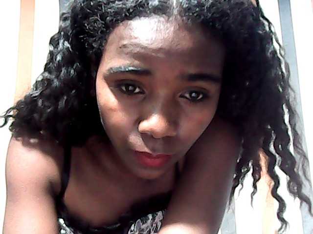 LandiQueen12