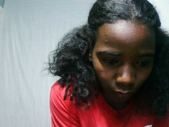 LandiQueen12 live cam on BongaCams