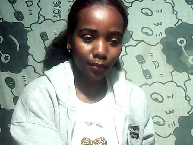 LandiQueen12