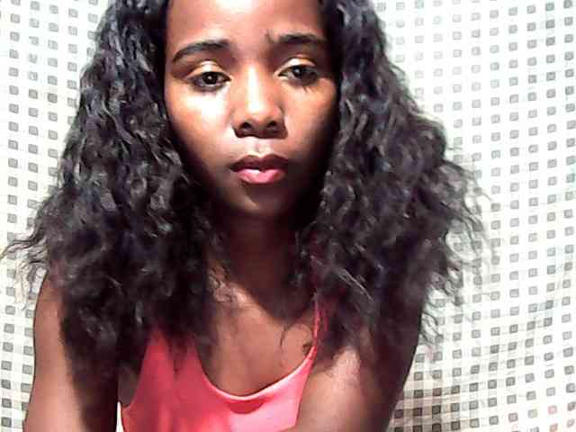 LandiQueen12 webcam