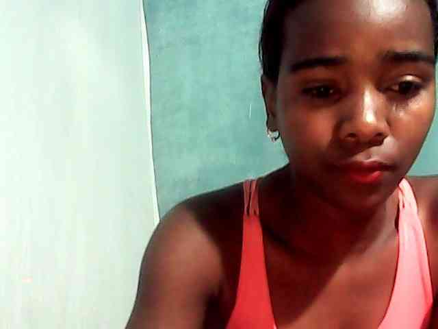 LandiQueen12 webcam