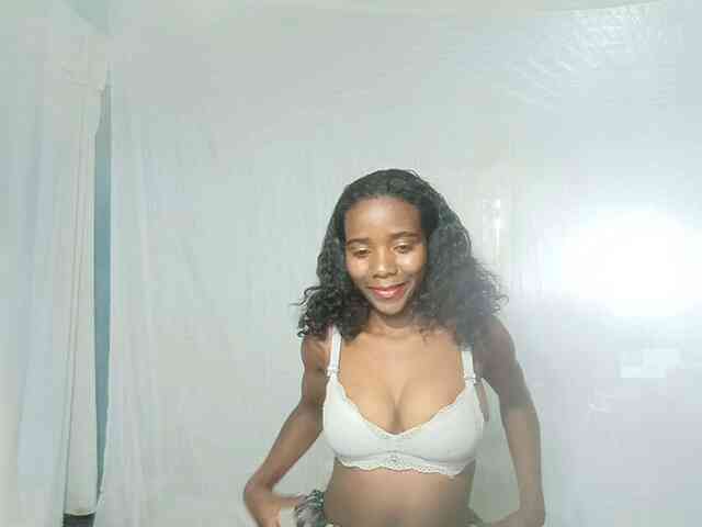 LandiQueen12 LandiQueen12
