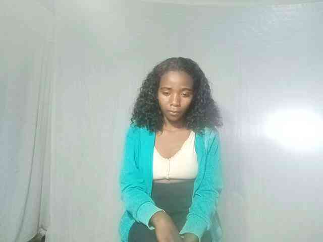 LandiQueen12