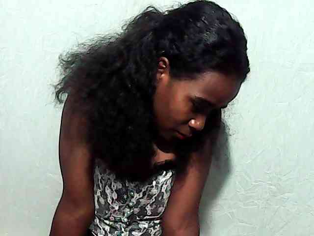 LandiQueen12 webcam