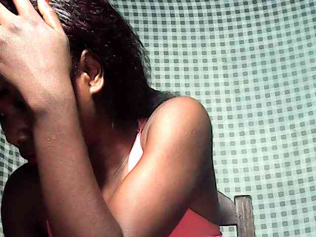LandiQueen12 webcam