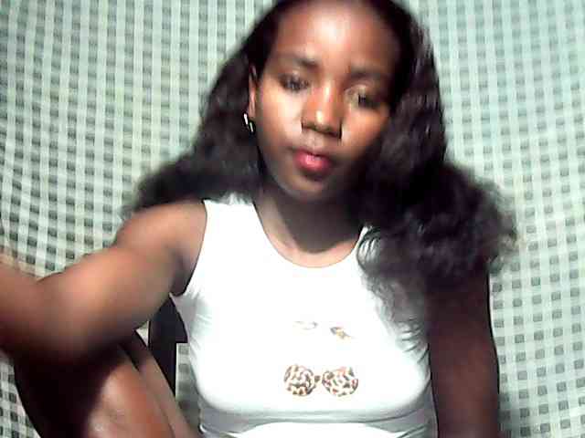 LandiQueen12