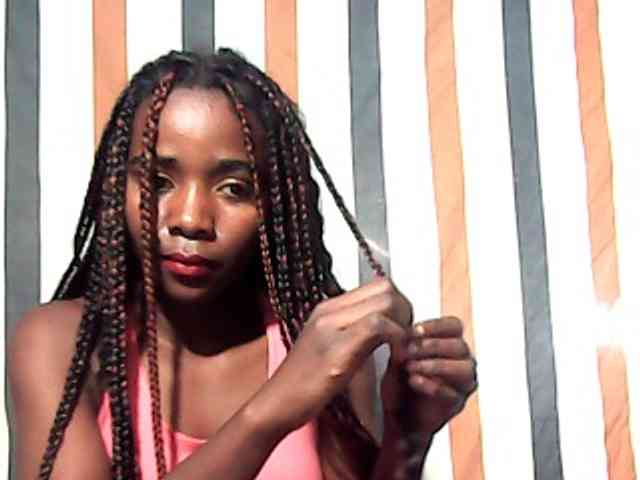 LandiQueen12