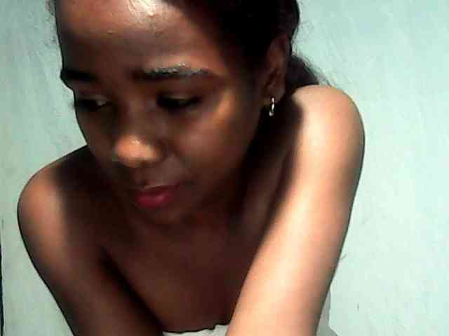 LandiQueen12