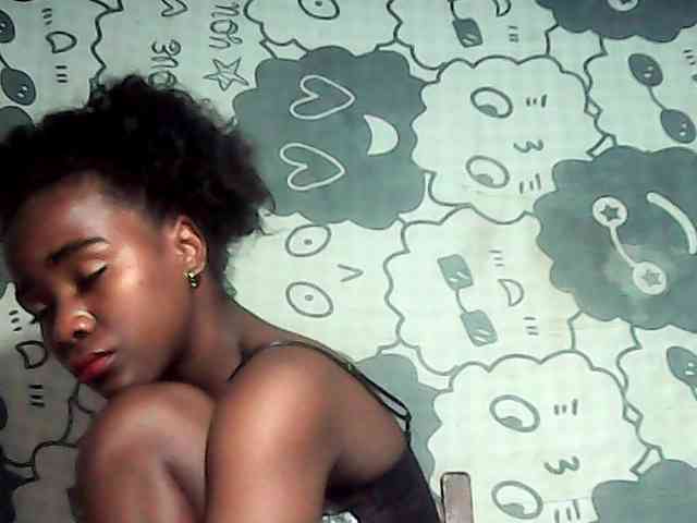 LandiQueen12