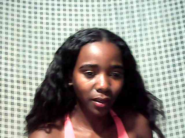 LandiQueen12 webcam