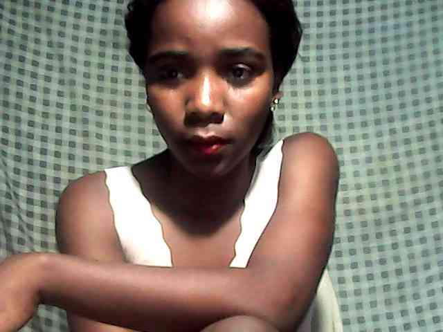 LandiQueen12