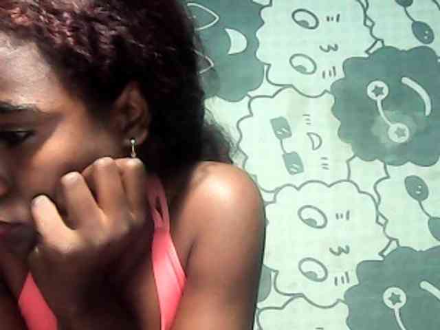 LandiQueen12