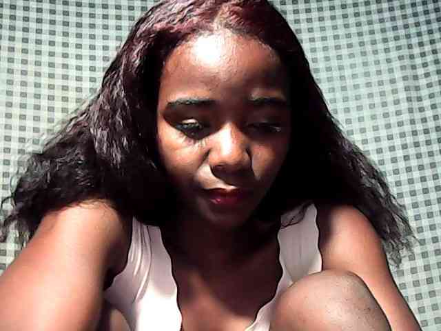 LandiQueen12