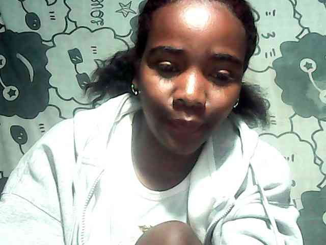 LandiQueen12