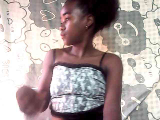 LandiQueen12