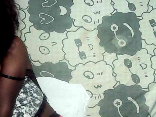 LandiQueen12