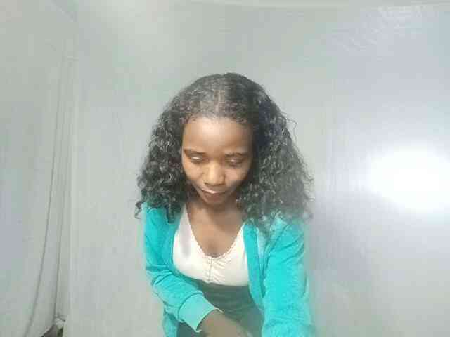 LandiQueen12