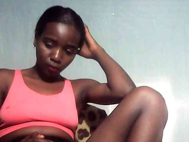 LandiQueen12