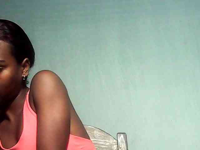 LandiQueen12