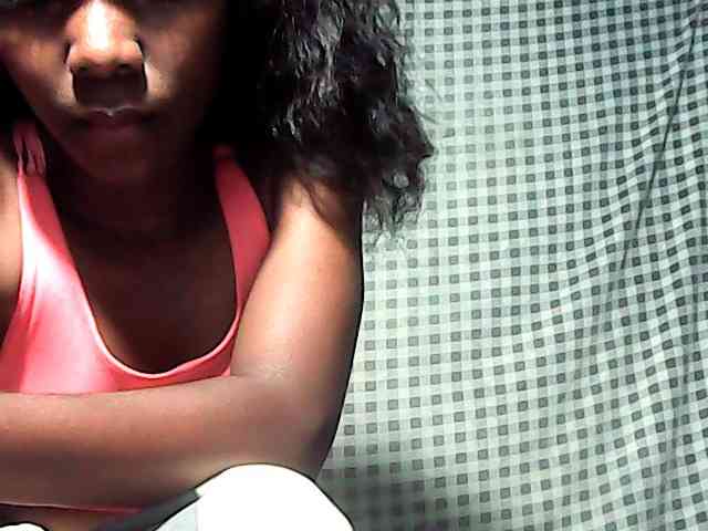 LandiQueen12