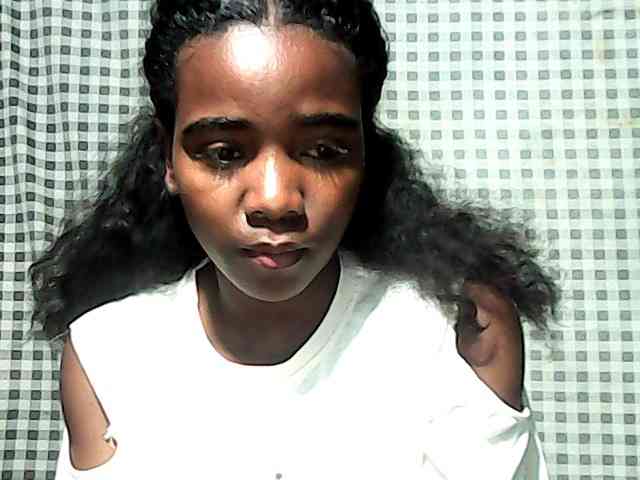 LandiQueen12 webcam