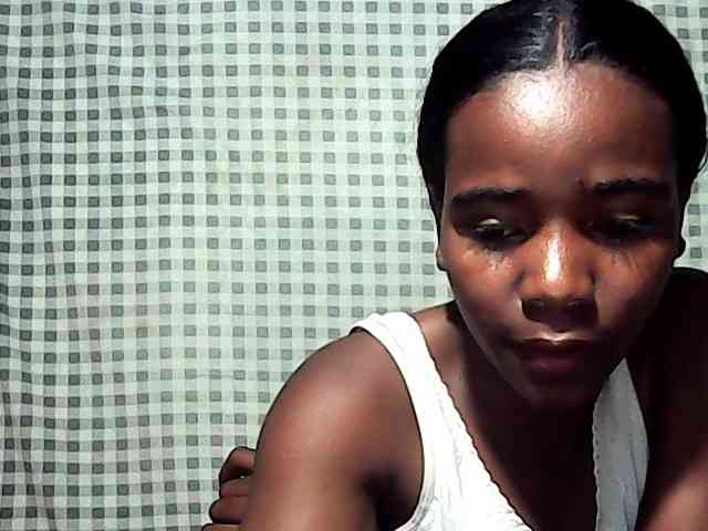 LandiQueen12 webcam
