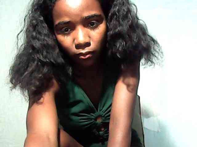 LandiQueen12 webcam