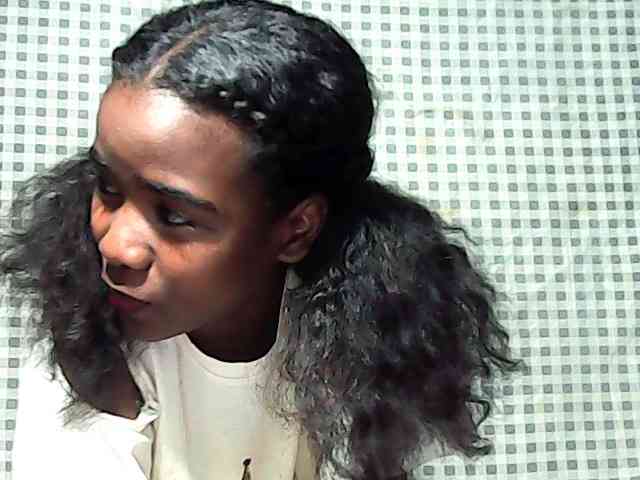 LandiQueen12 webcam