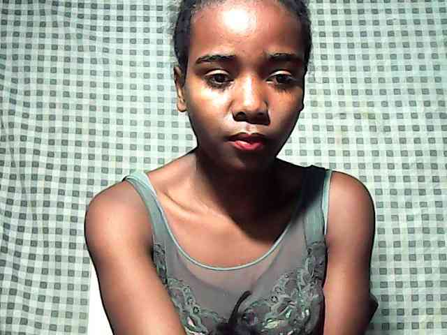 LandiQueen12