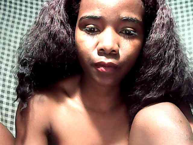 LandiQueen12