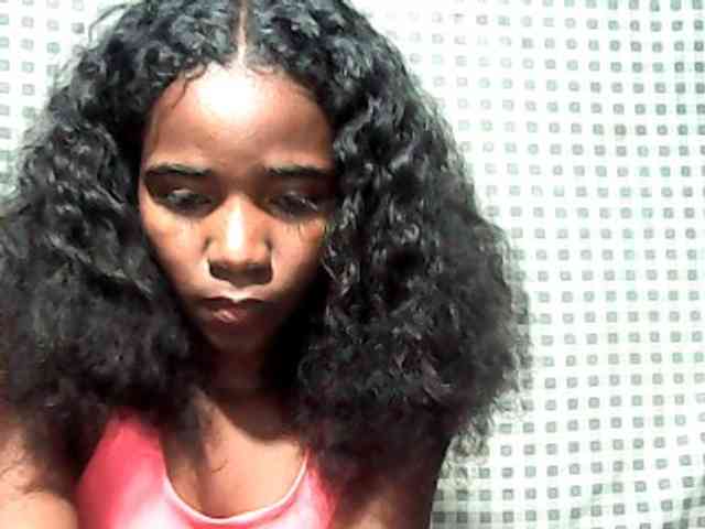 LandiQueen12 webcam