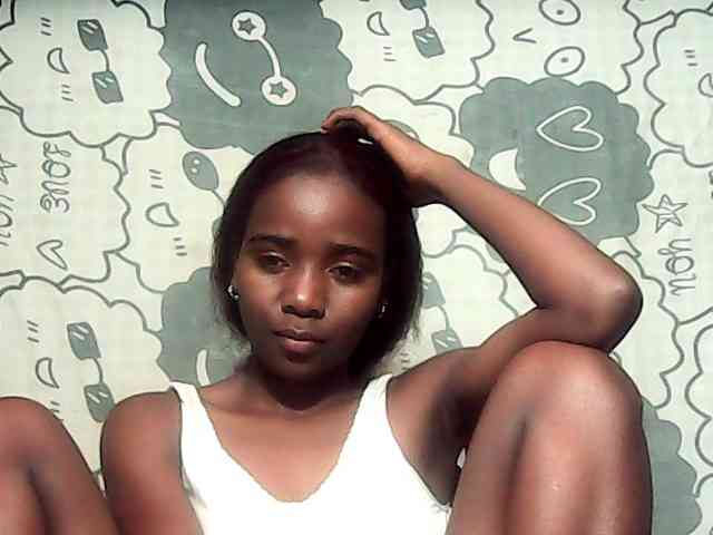 LandiQueen12