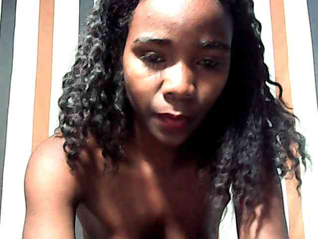 LandiQueen12 LandiQueen12