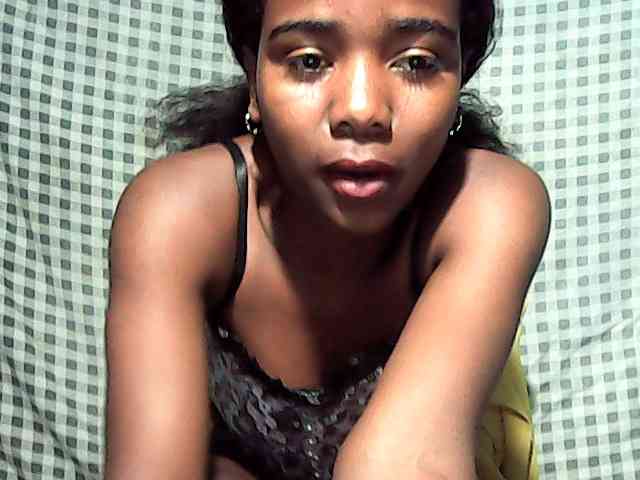 LandiQueen12
