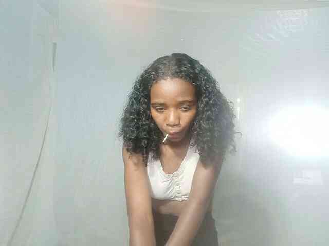 LandiQueen12 LandiQueen12