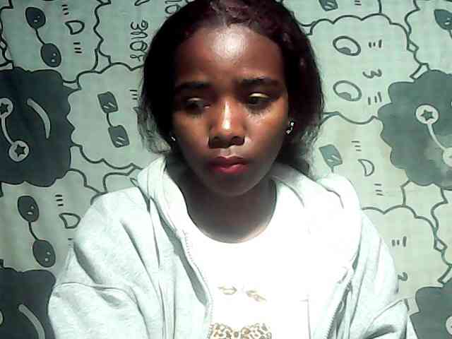LandiQueen12