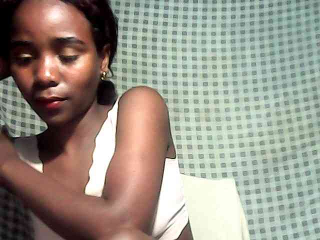 LandiQueen12 LandiQueen12