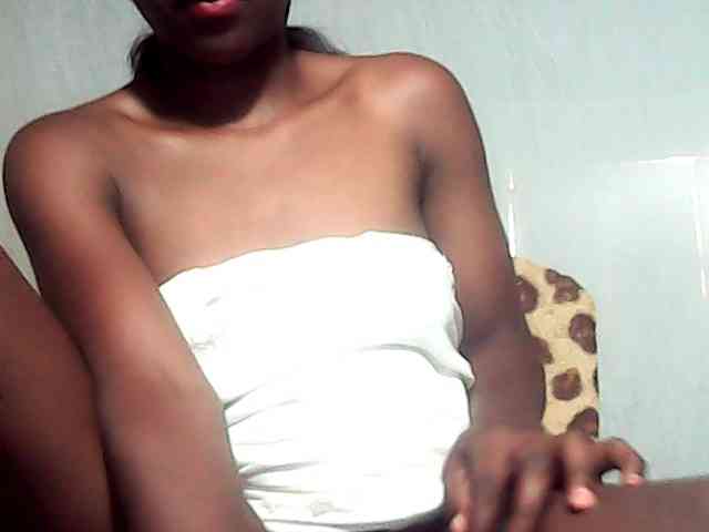 LandiQueen12