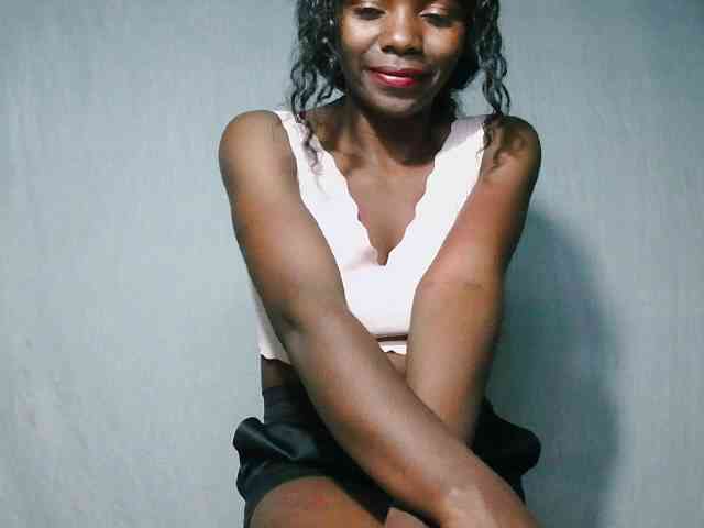 LandiQueen12 Live Webcam on BongaCams