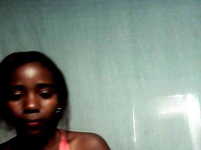 LandiQueen12
