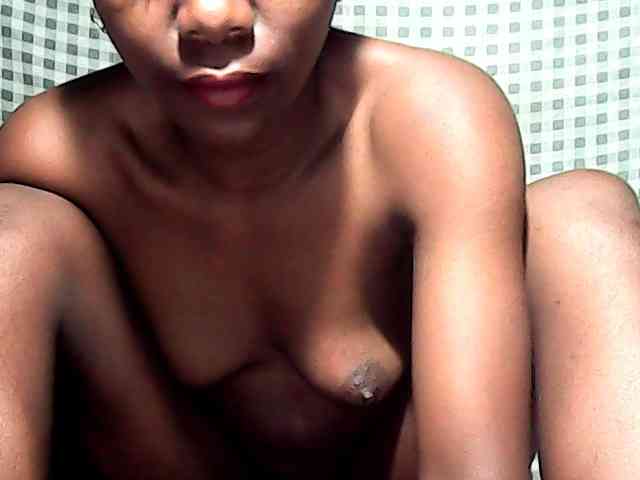 LandiQueen12