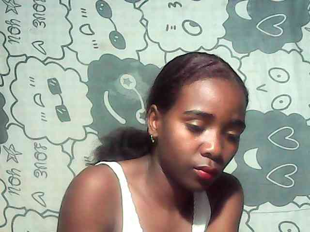 LandiQueen12