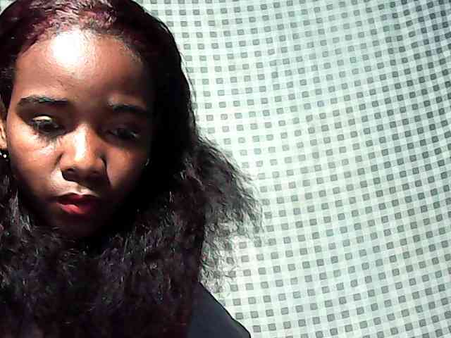LandiQueen12