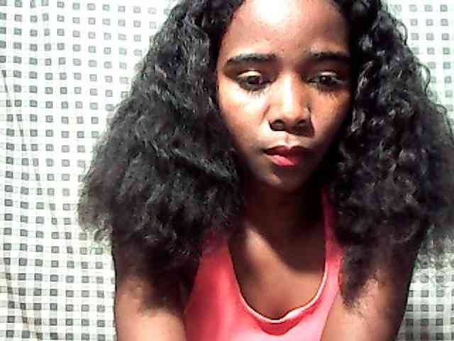 LandiQueen12 webcam