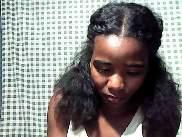 LandiQueen12
