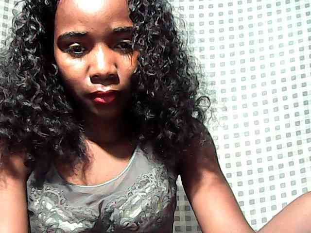LandiQueen12